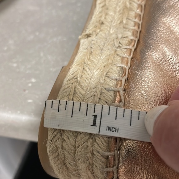 Sam Edelman Metallic Rose Slip on Leather & weave Loafers . - Picture 7 of 9
